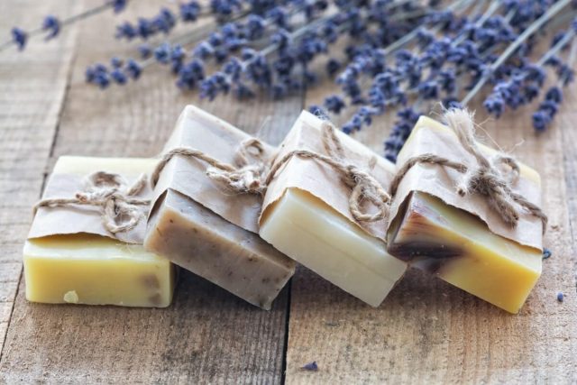 THE OUTSTANDING BENEFITS OF NATURAL SOAPS